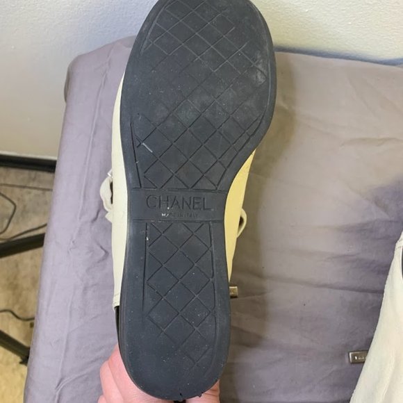 Chanel Black & White 15s G25313 Lace Up Lambskin Patent Calfskin EU Size 36.5 - Picture 6 of 8